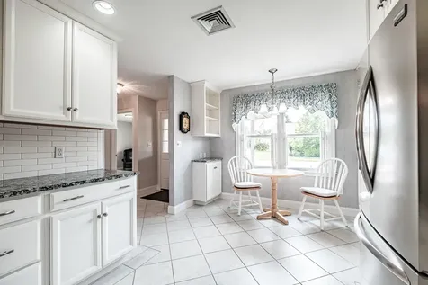 102 Fountain Way Scarborough ME 04074