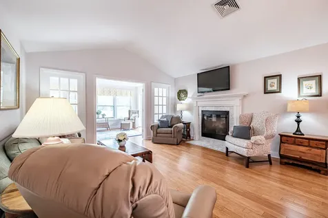 102 Fountain Way Scarborough ME 04074