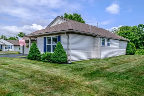 102 Fountain Way Scarborough ME 04074