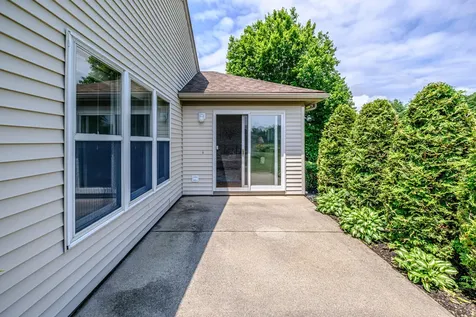 102 Fountain Way Scarborough ME 04074
