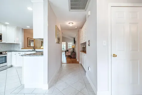 102 Fountain Way Scarborough ME 04074