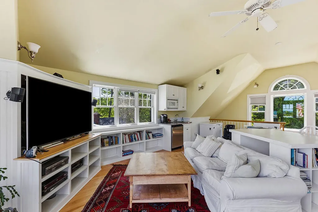 13 Burnie Way Biddeford ME 04005