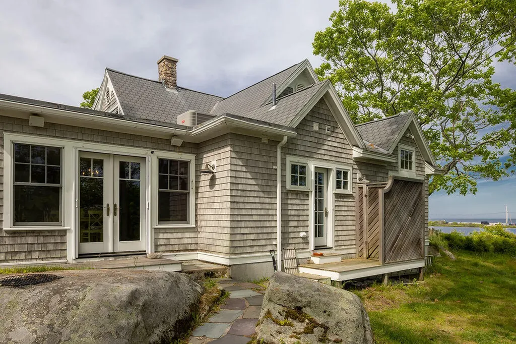 13 Burnie Way Biddeford ME 04005
