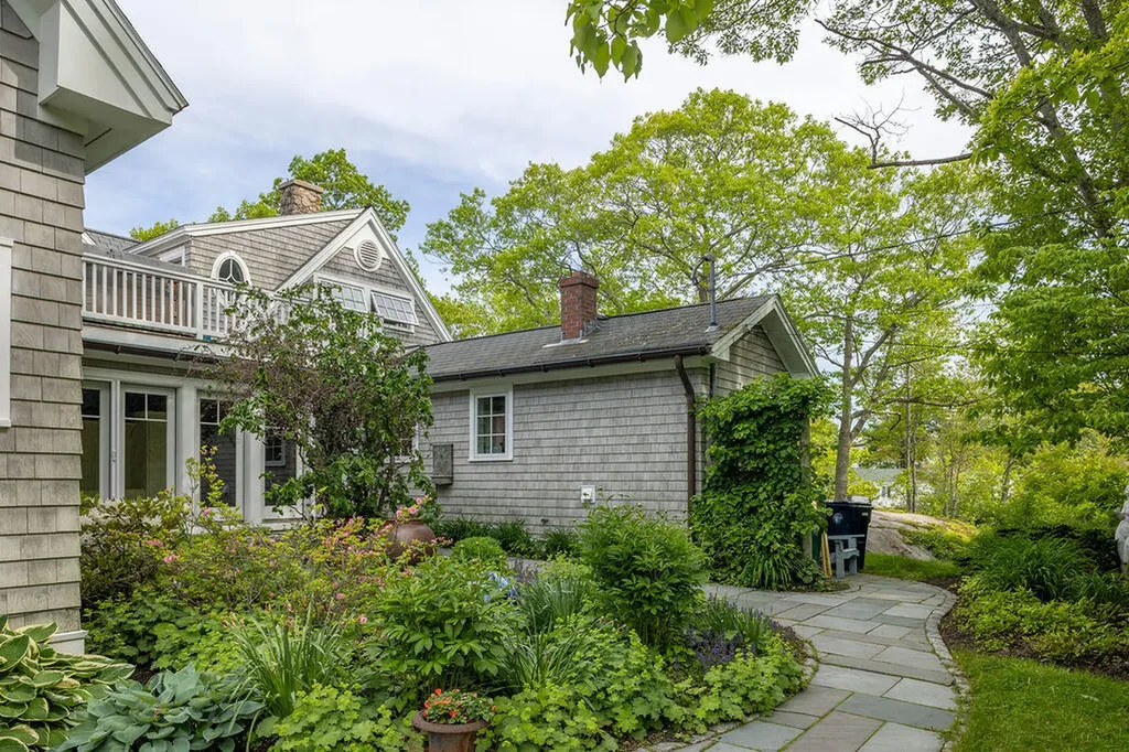 13 Burnie Way Biddeford ME 04005