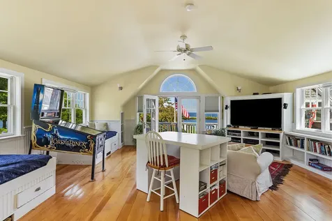 13 Burnie Way Biddeford ME 04005