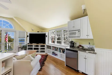 13 Burnie Way Biddeford ME 04005
