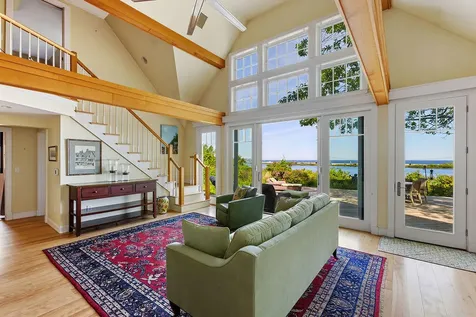 13 Burnie Way Biddeford ME 04005