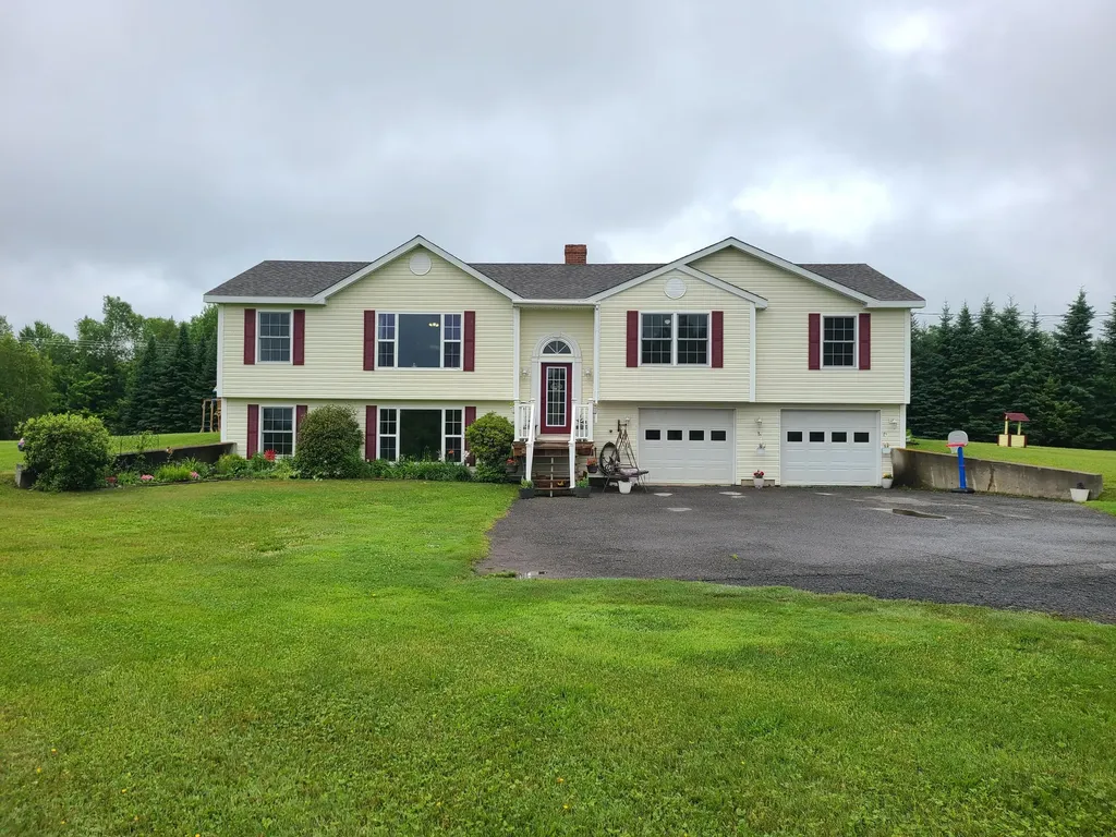 471 Crystal Road Crystal ME 04747