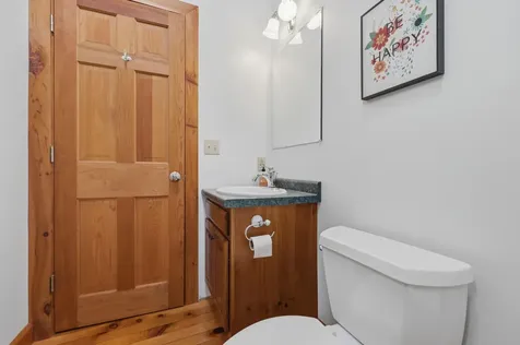 58 Lord Road Buxton ME 04093