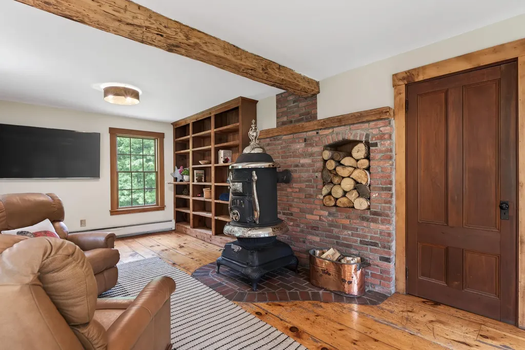 136 Frost Hill Road Norway ME 04268