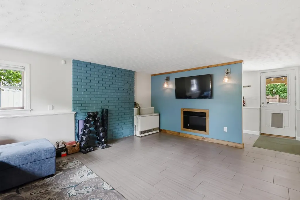 11 Cascade Road Old Orchard Beach ME 04064