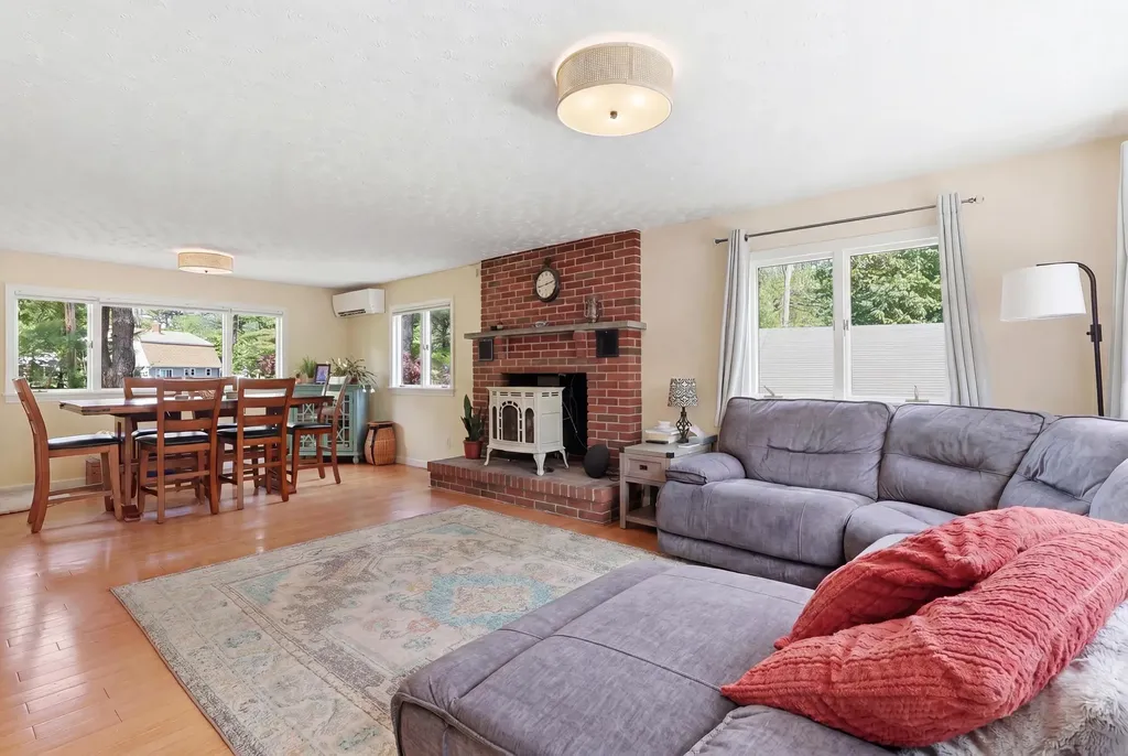 11 Cascade Road Old Orchard Beach ME 04064