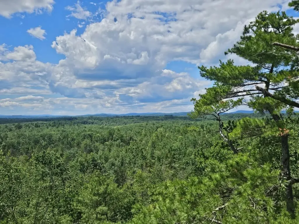Multiple Quaker Ridge Road Leeds ME 04263