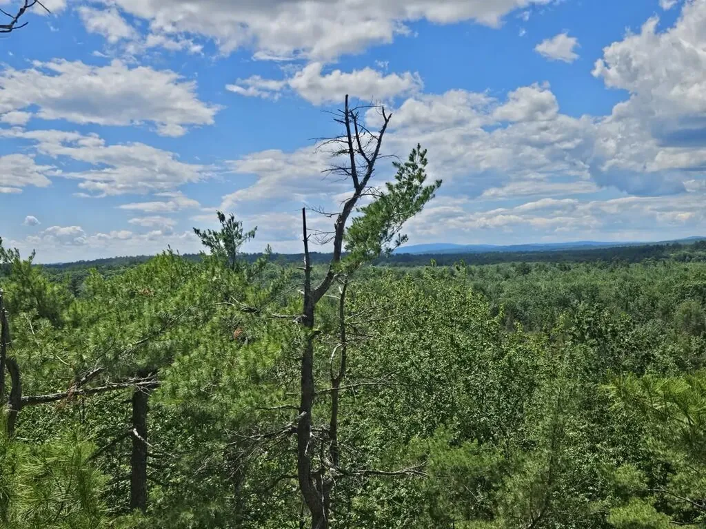 Multiple Quaker Ridge Road Leeds ME 04263