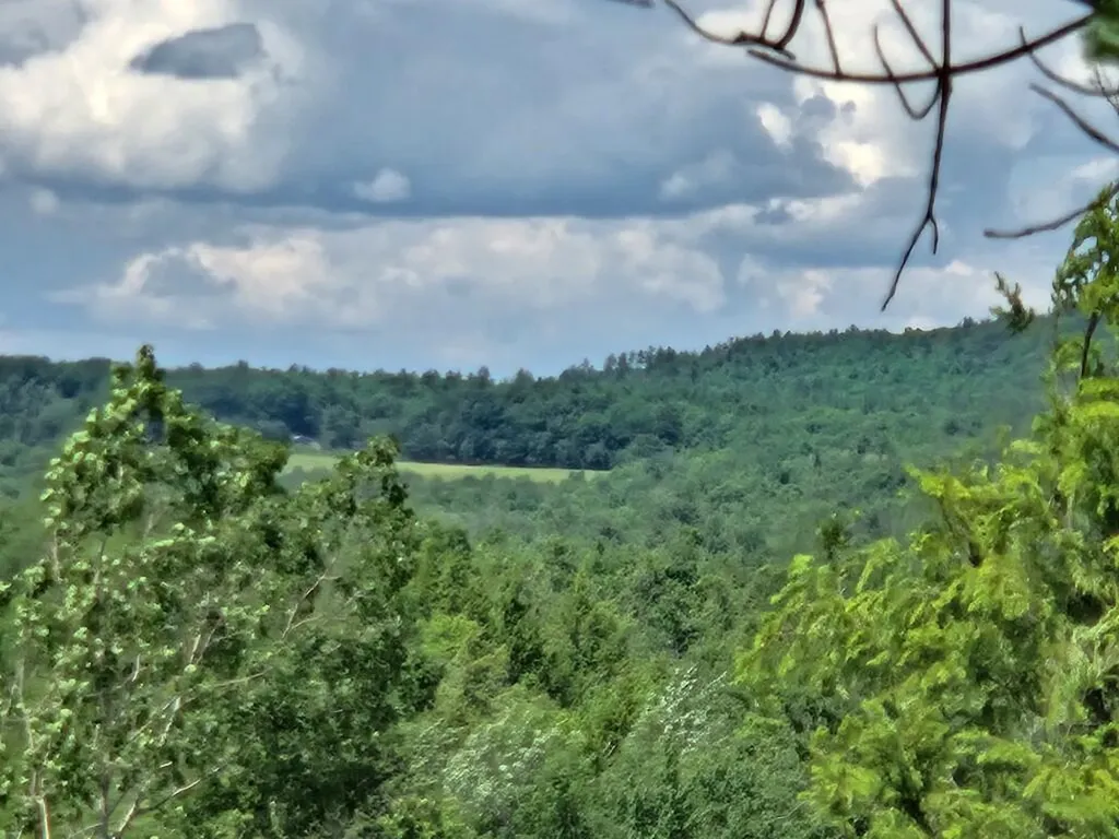 Multiple Quaker Ridge Road Leeds ME 04263