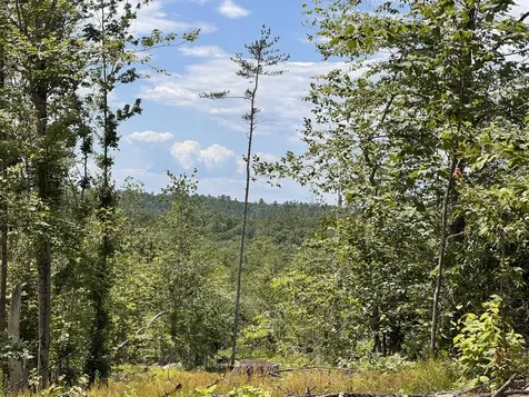 Multiple Quaker Ridge Road Leeds ME 04263