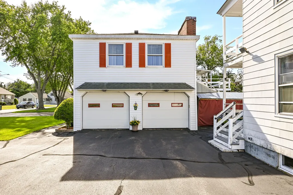 19 Free Street Biddeford ME 04005
