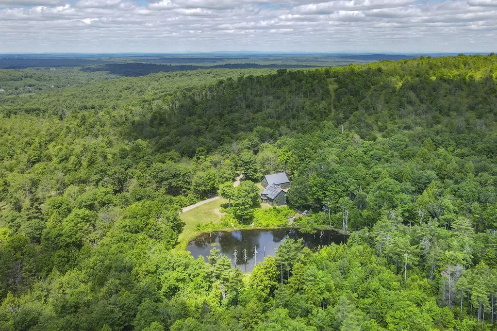 169 Patrick Mountain Lane Washington ME 04574