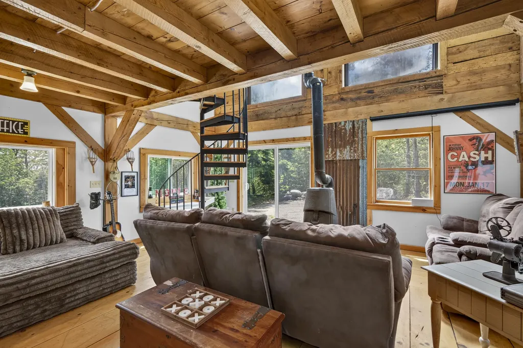 169 Patrick Mountain Lane Washington ME 04574