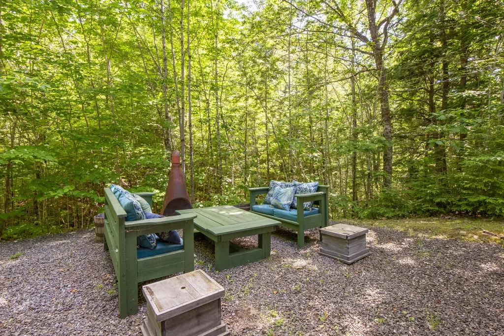 169 Patrick Mountain Lane Washington ME 04574