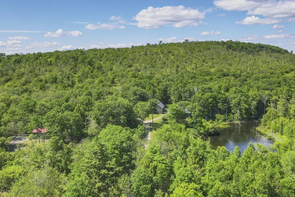 169 Patrick Mountain Lane Washington ME 04574