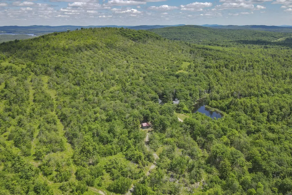 169 Patrick Mountain Lane Washington ME 04574