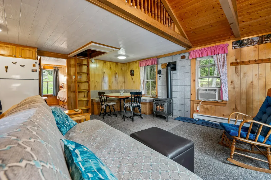 16 Deans Way Rangeley ME 04970