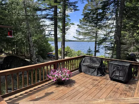 16 Deans Way Rangeley ME 04970