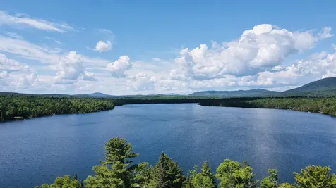 16 Deans Way Rangeley ME 04970