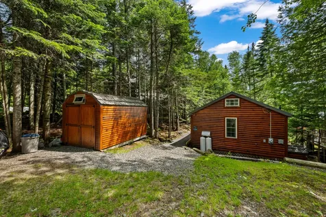 16 Deans Way Rangeley ME 04970