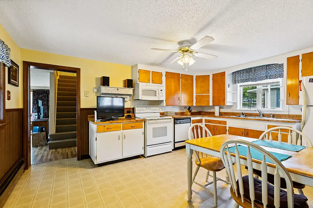 85 North Avenue Skowhegan ME 04976