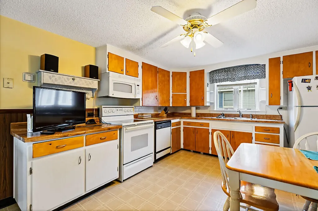 85 North Avenue Skowhegan ME 04976