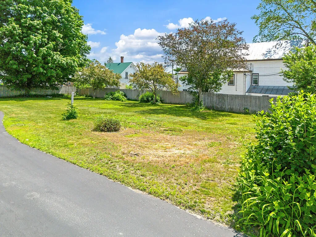85 North Avenue Skowhegan ME 04976
