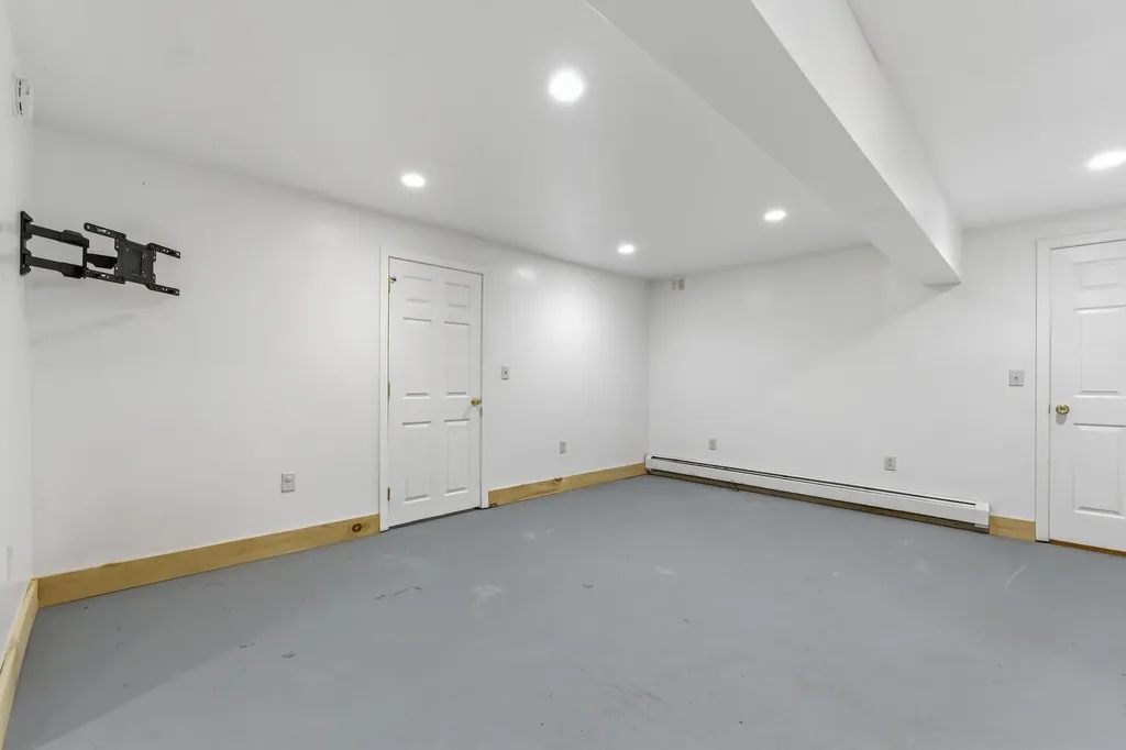 225 Morrill Road Winslow ME 04901