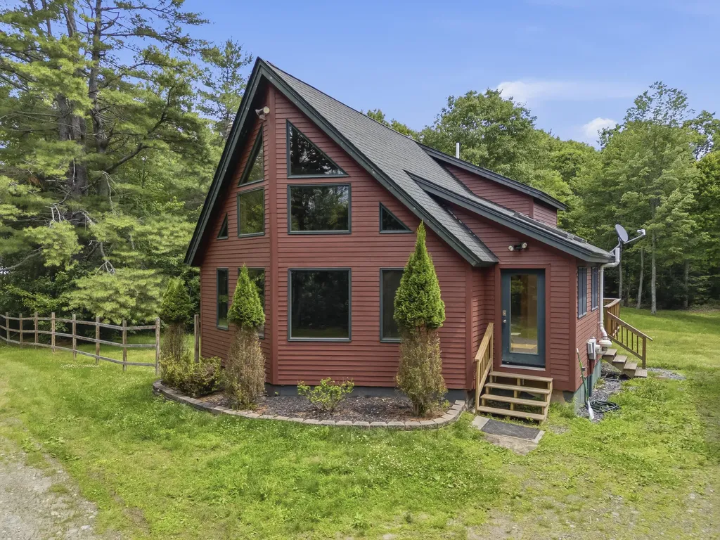 225 Morrill Road Winslow ME 04901
