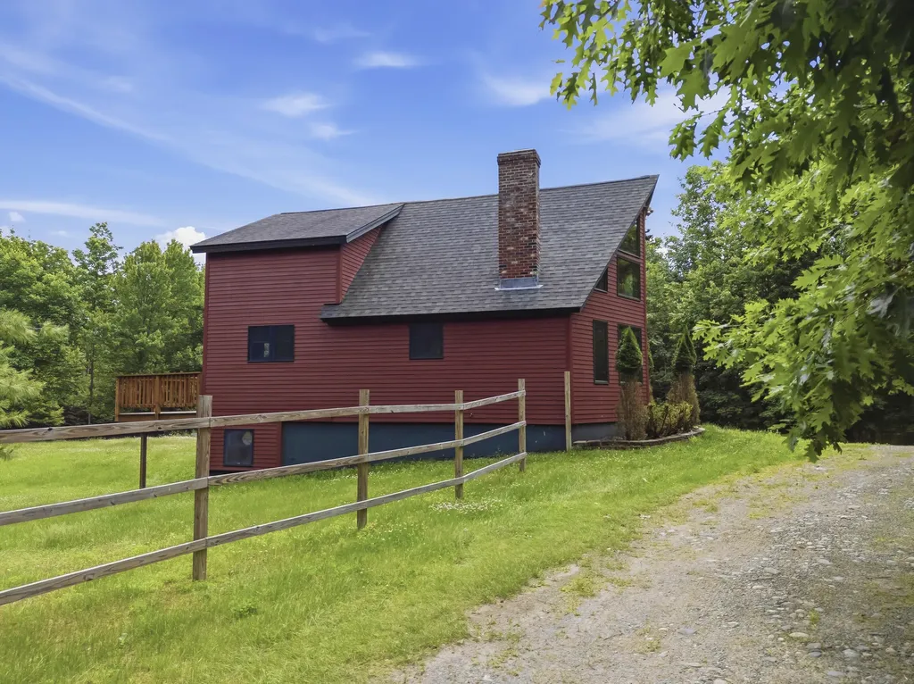 225 Morrill Road Winslow ME 04901