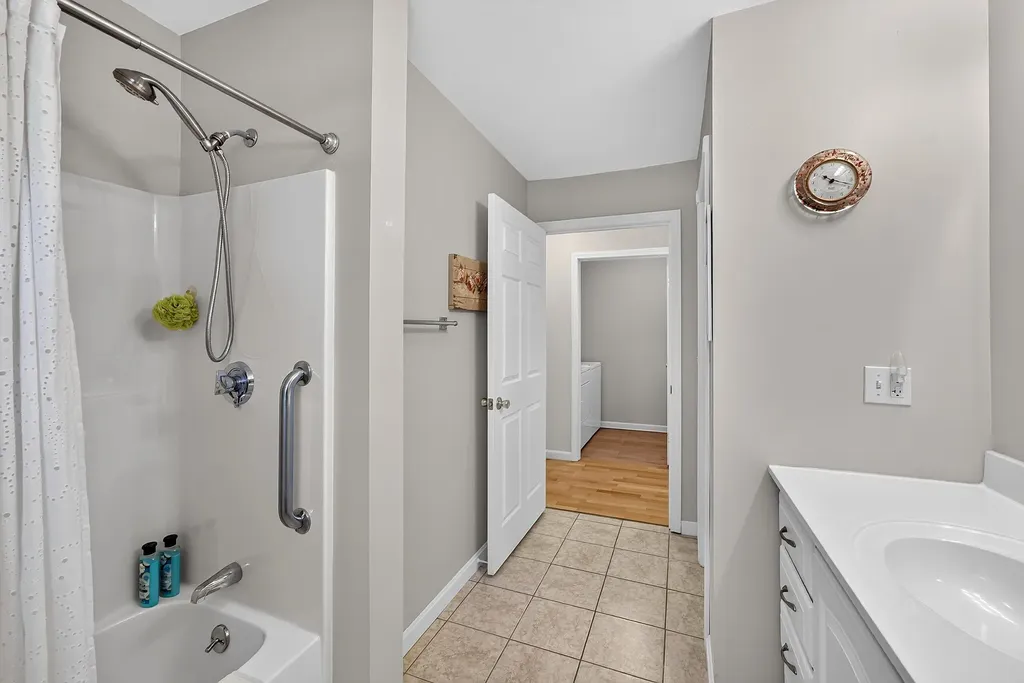 260 Narrows Pond Road Winthrop ME 04364