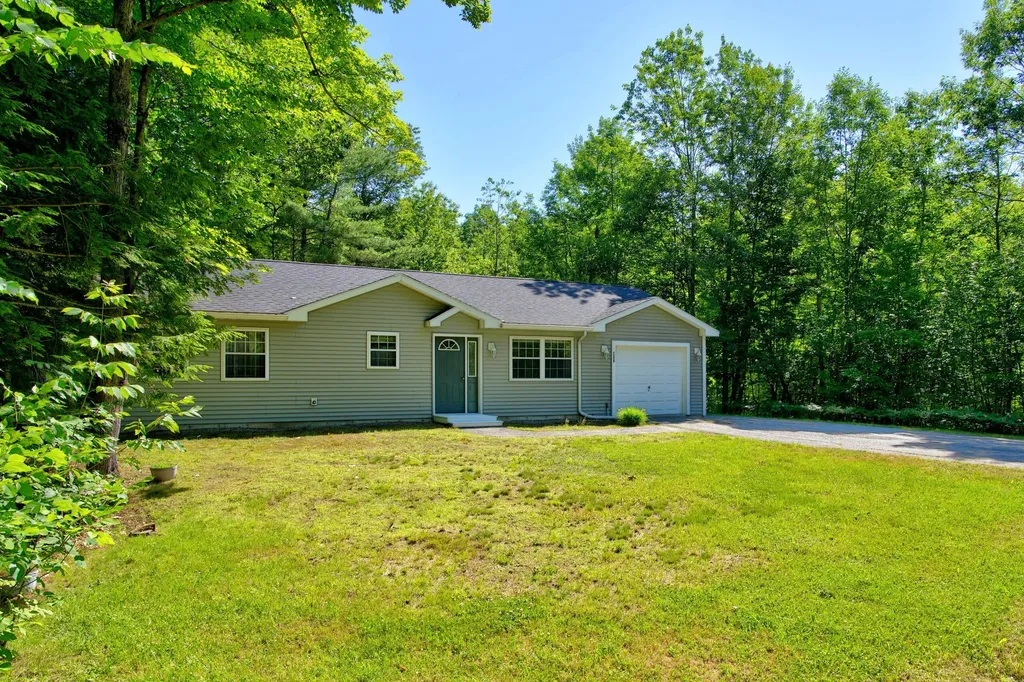 260 Narrows Pond Road Winthrop ME 04364
