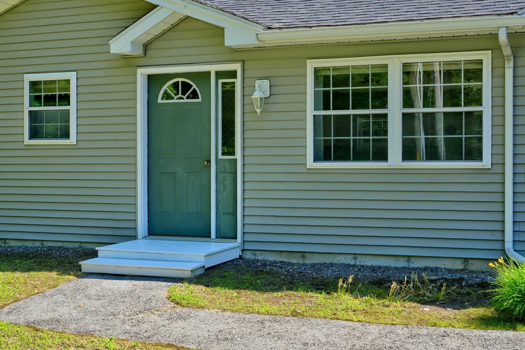 260 Narrows Pond Road Winthrop ME 04364