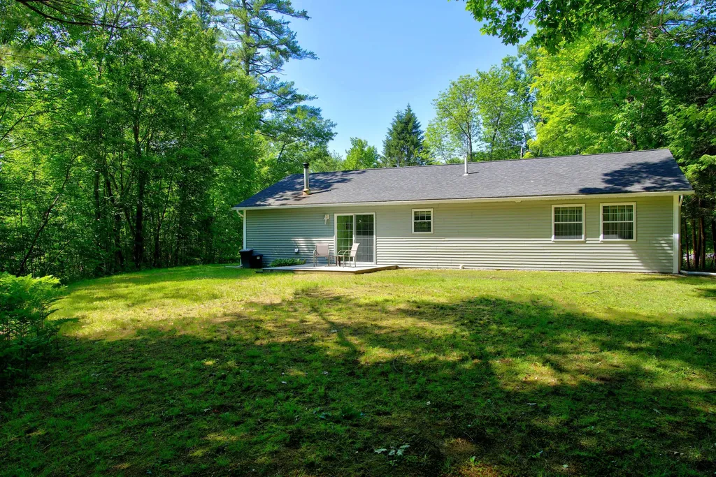260 Narrows Pond Road Winthrop ME 04364