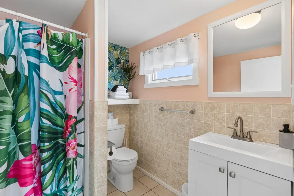 7 Bay Avenue Old Orchard Beach ME 04064