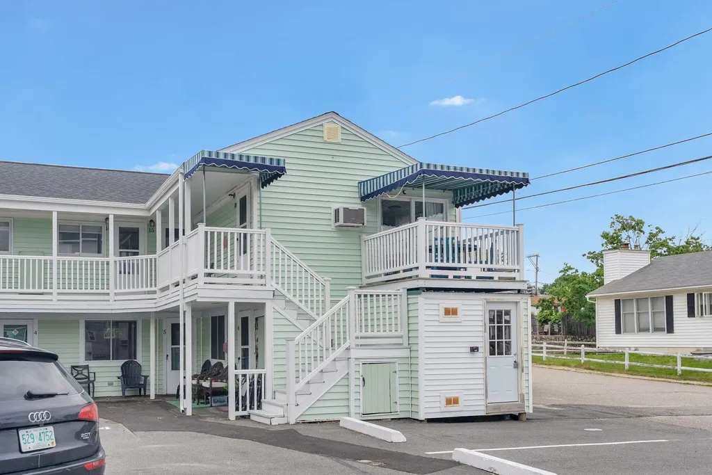 7 Bay Avenue Old Orchard Beach ME 04064