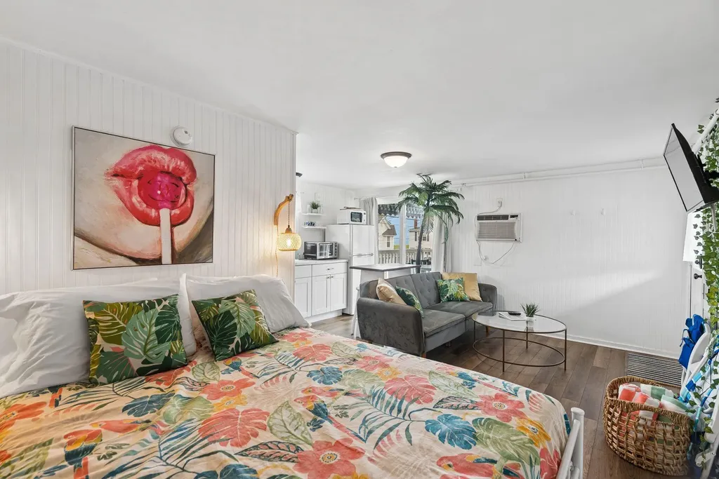 7 Bay Avenue Old Orchard Beach ME 04064