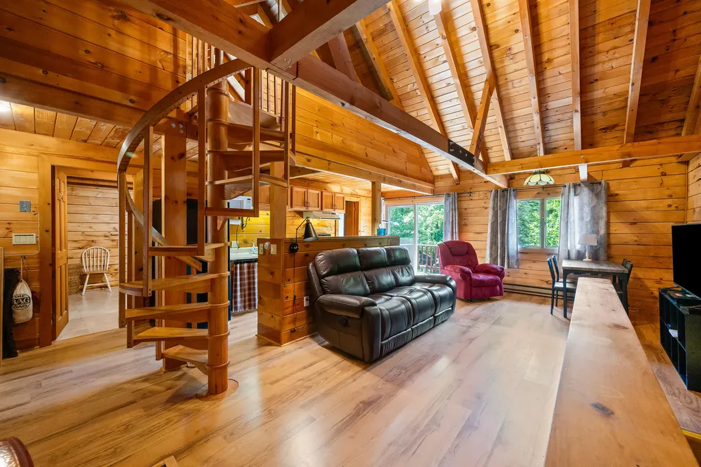 38 Spruce Circle Rangeley ME 04970