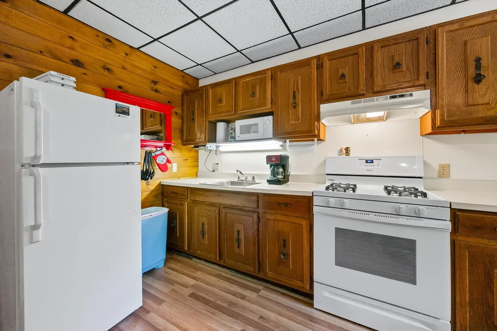 38 Spruce Circle Rangeley ME 04970