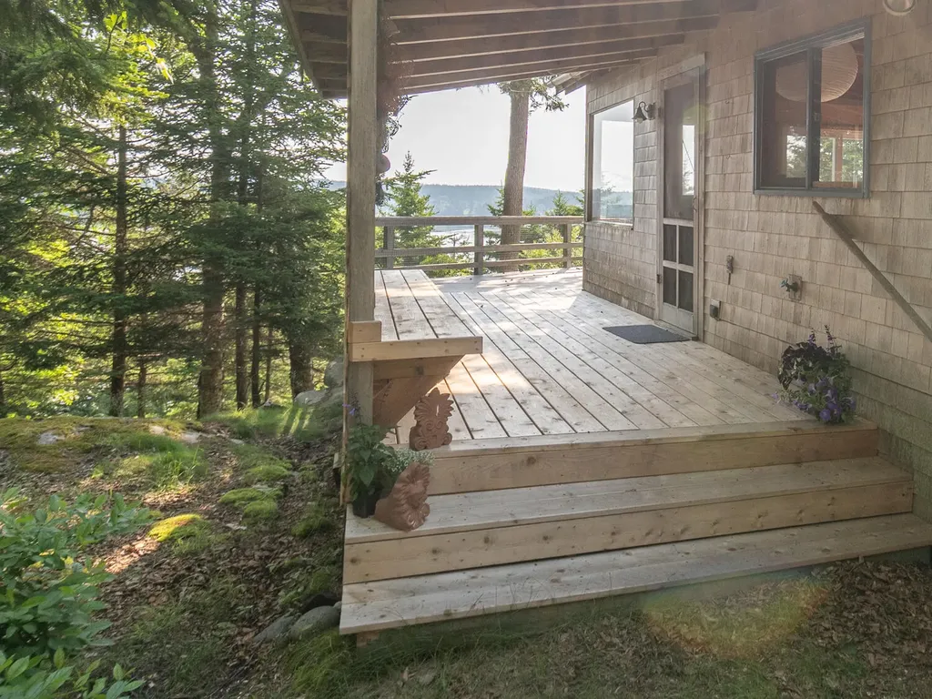 313 Harbor Road Swans Island ME 04685