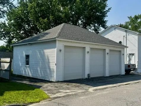 121 Clinton Avenue Winslow ME 04901
