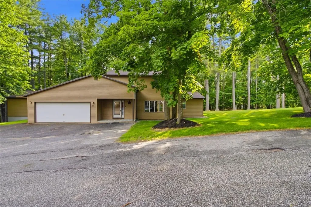 66 Dawes Avenue Auburn ME 04210