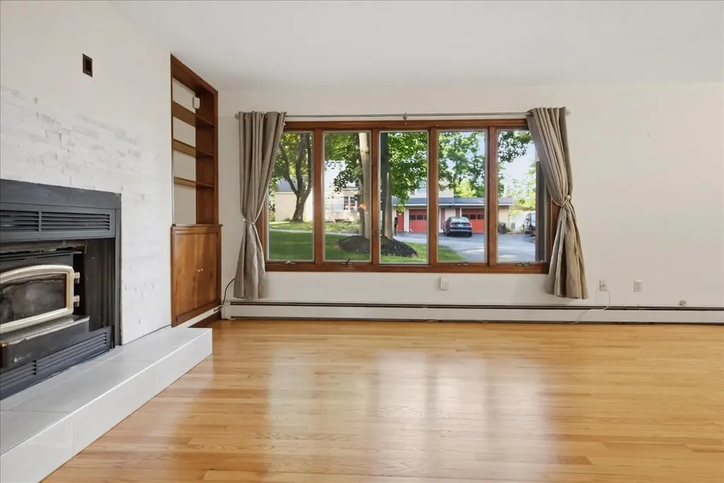 66 Dawes Avenue Auburn ME 04210