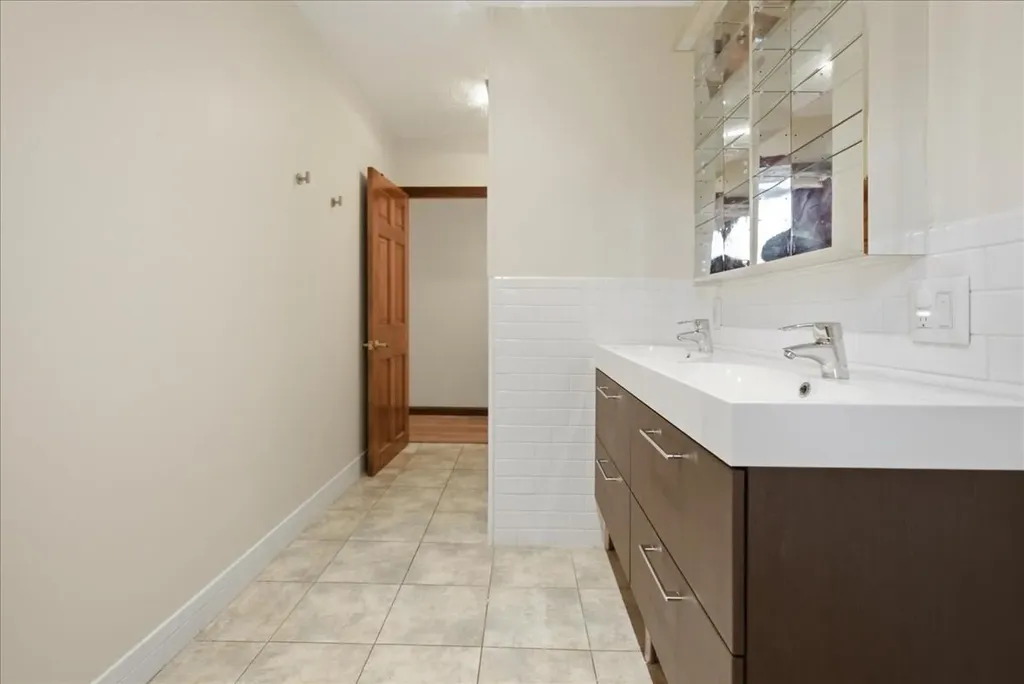 66 Dawes Avenue Auburn ME 04210